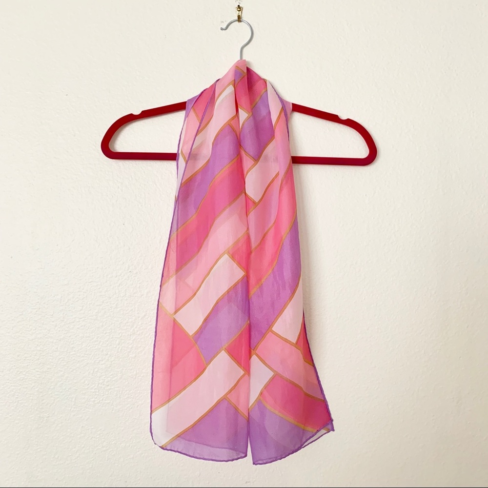EUC Anne Klein Pink & Lavender Chevron Scarf